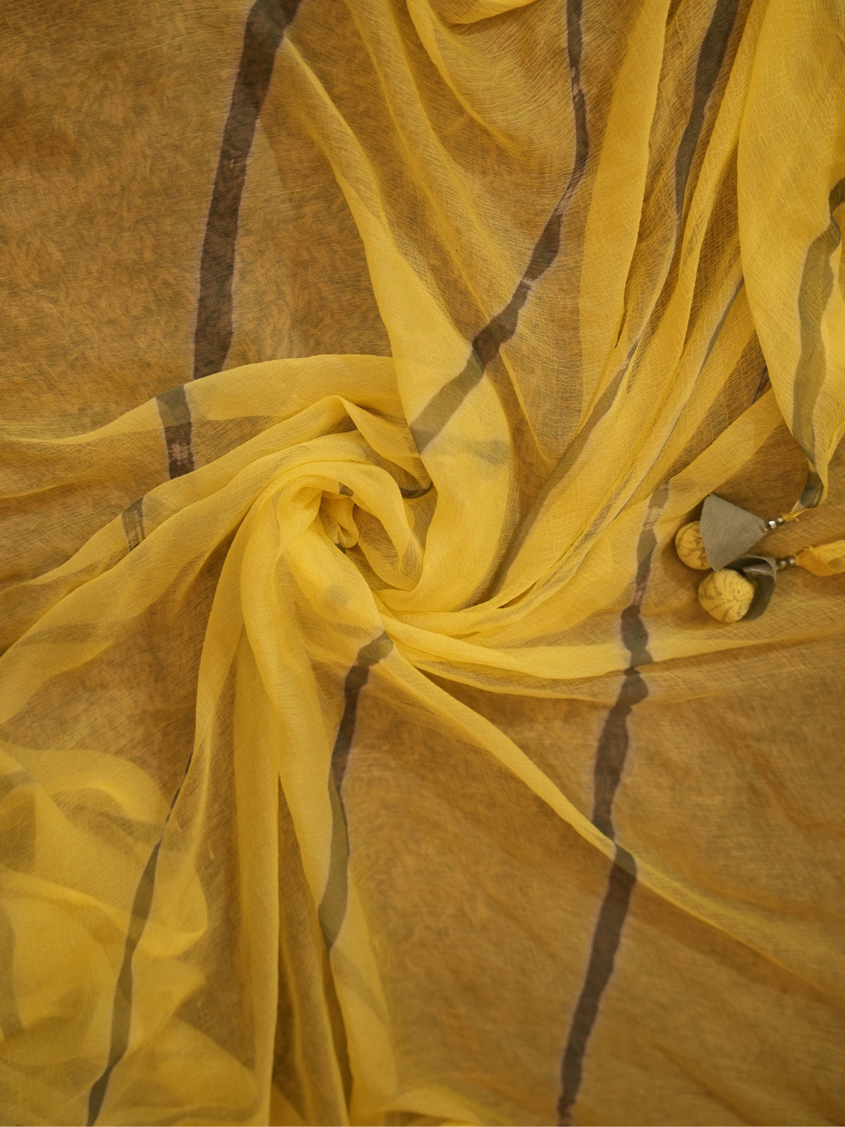 S A A N J H – 𝑁𝑖𝑚𝑏𝑢 𝐿𝑒𝑚𝑜𝑛 <br> Dupatta