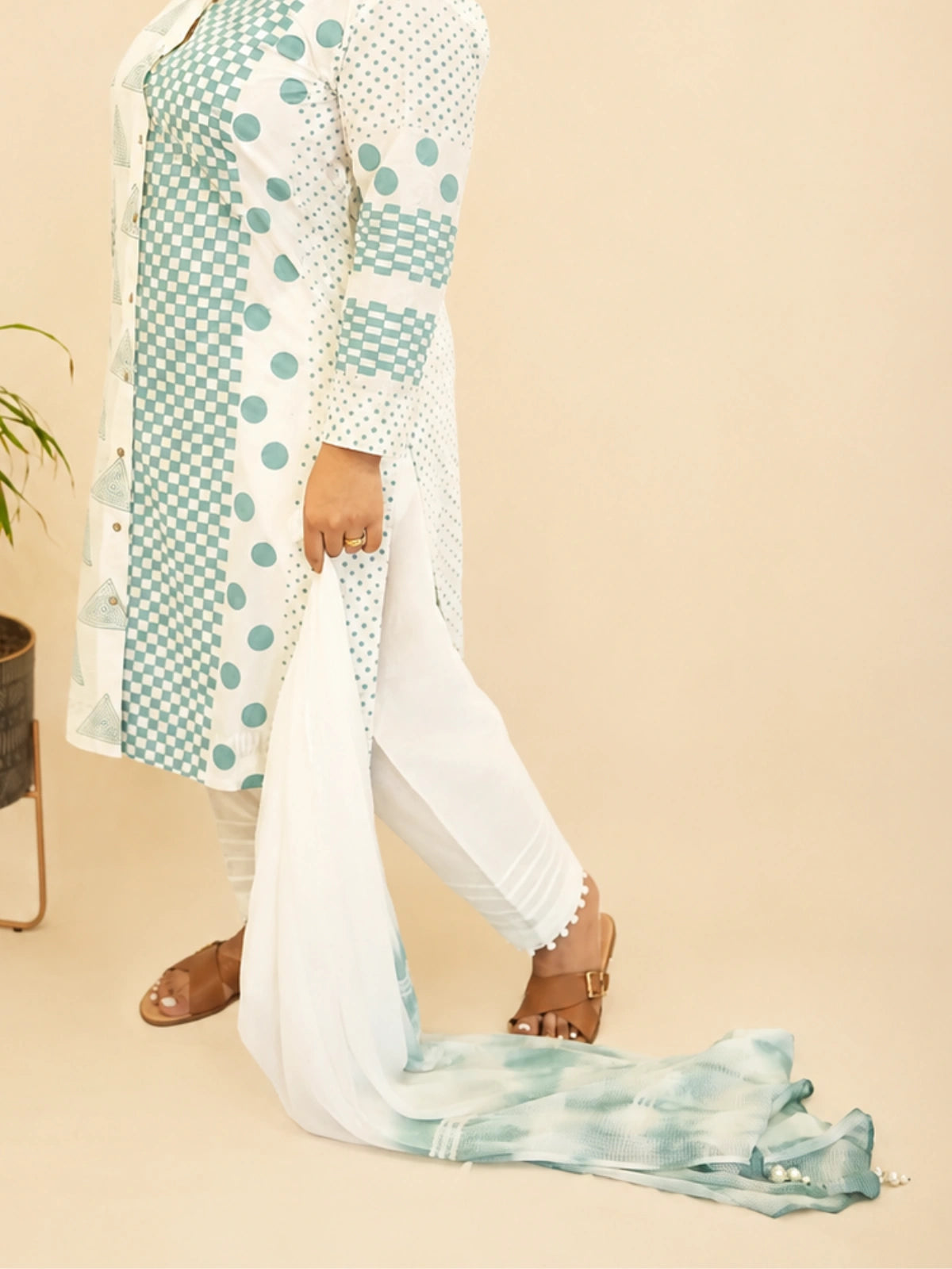 P A T T I – 𝐶ℎ𝑖𝑡𝑡𝑎 Dupatta