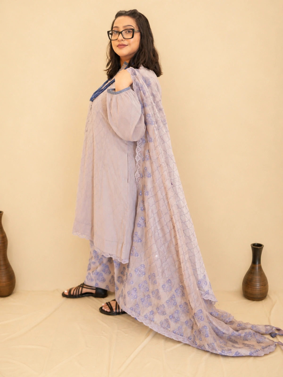 B O O T I – 𝑀𝑎𝑢𝑣𝑒 Dupatta