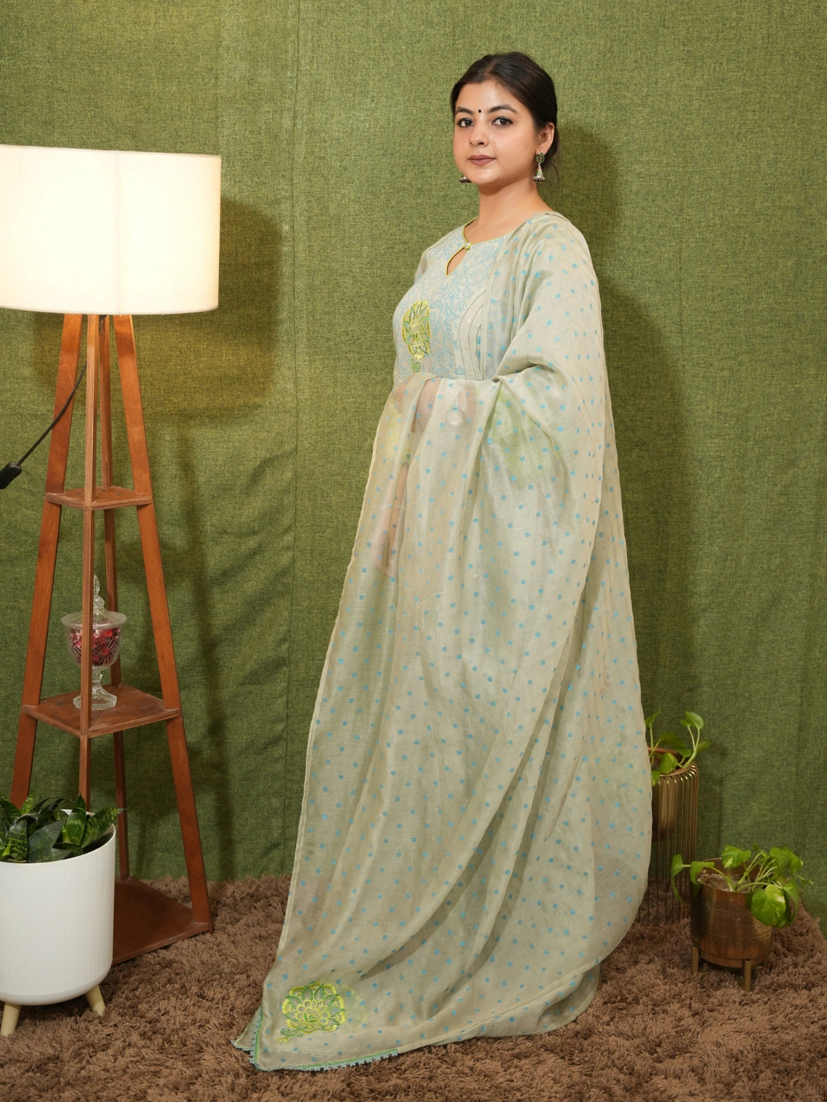G U L Z A R – 𝐷ℎ𝑢𝑠𝑎𝑖𝑙𝑎 Dupatta