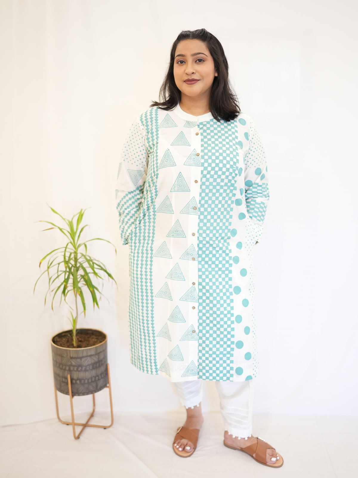P A T T I – 𝐶ℎ𝑖𝑡𝑡𝑎 Kurta