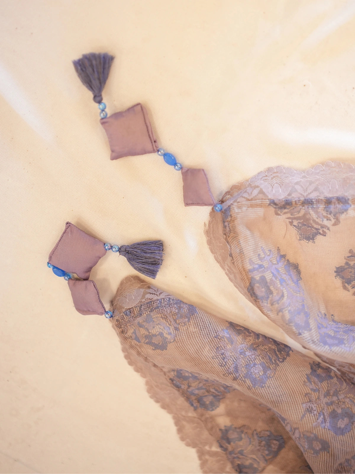 B O O T I – 𝑀𝑎𝑢𝑣𝑒 Dupatta